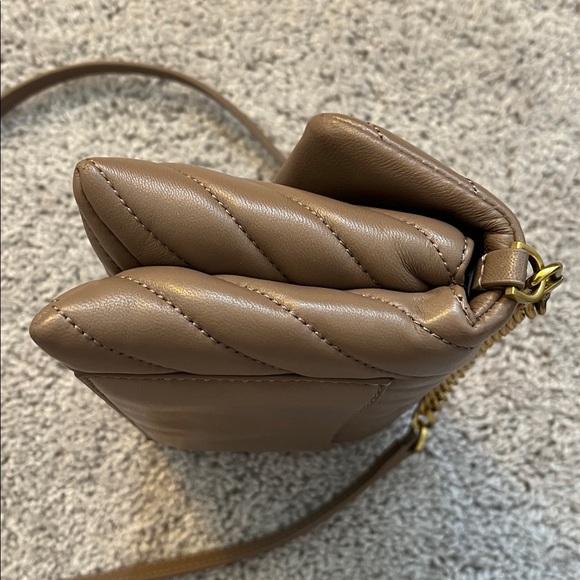 Quince Italian Leather Wallet Crossbody - Picture 15 of 15